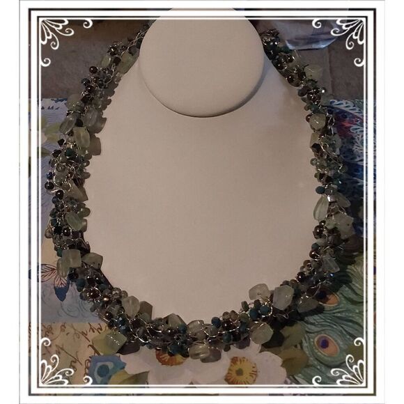 Gorgeous Handcrafted Green Adventurine Gems~Crystals~Beads Statement Necklace - Picture 1 of 3